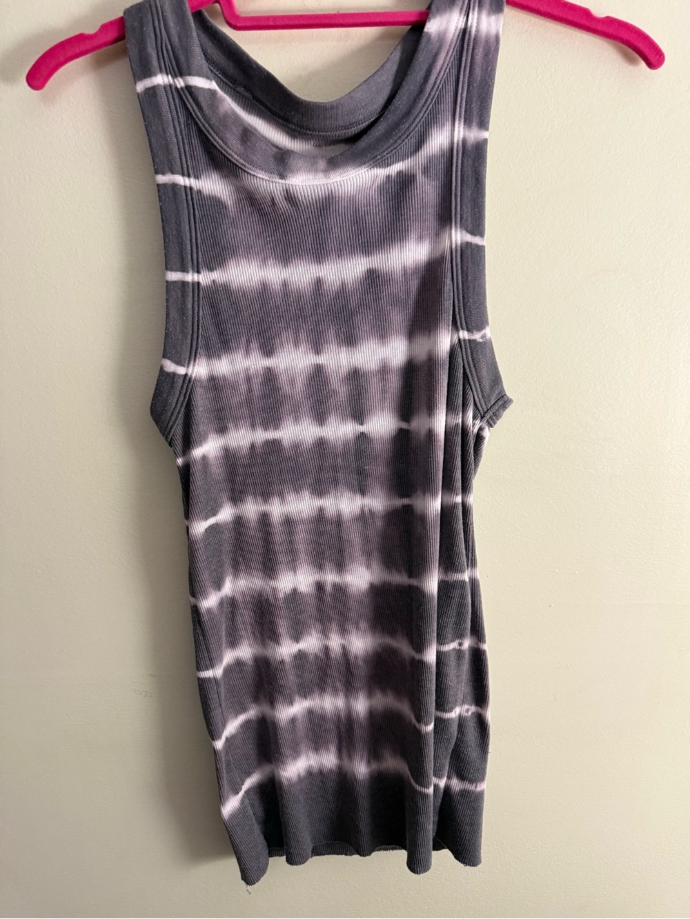 Aerie GrayWhite Ribbed Tank M